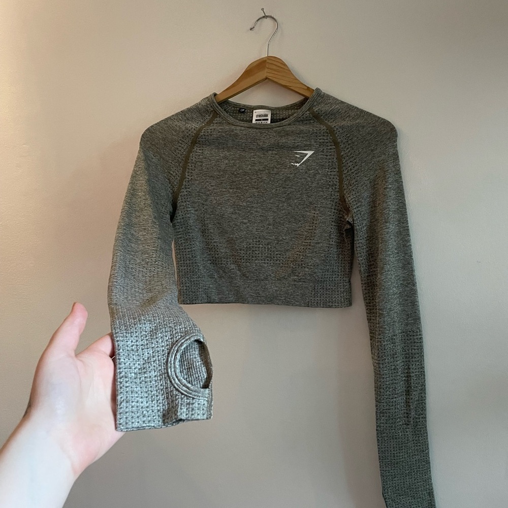 🦋3/$50 Gymshark Sporty Clean Girl Gray Vital Seamless Long-Sleeve Crop Top S
